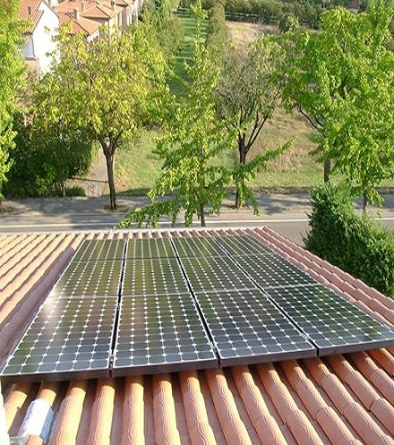 Impianto fotovoltaico a Roma.